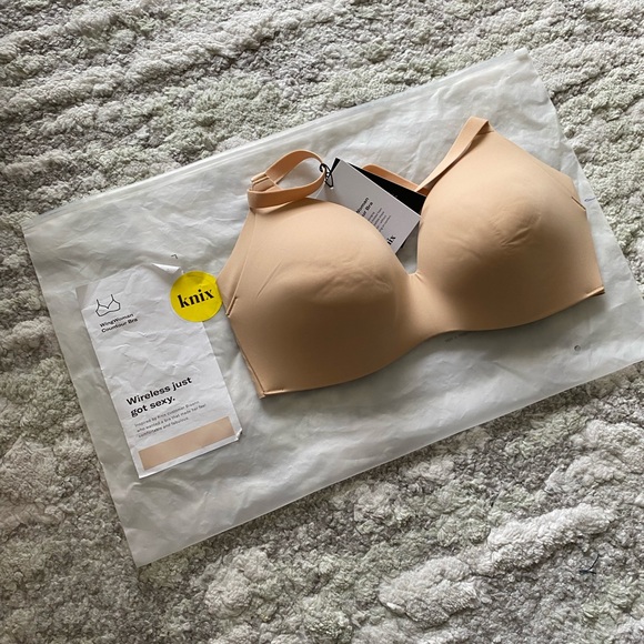 KNIX Wingwoman Contour Bra (BNIB) - Picture 2 of 8